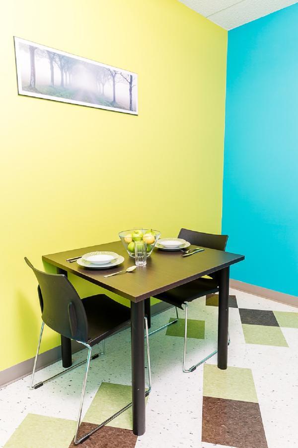 Uwinnipeg Downtown Hostel ภายนอก รูปภาพ